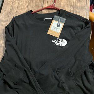 Men's The North Face Red Box Long Sleeve T-Shirt NWT Size M